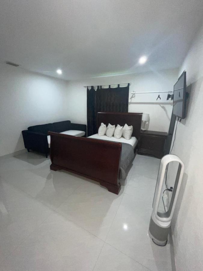 Room & Private Bathroom Boca Raton Luaran gambar